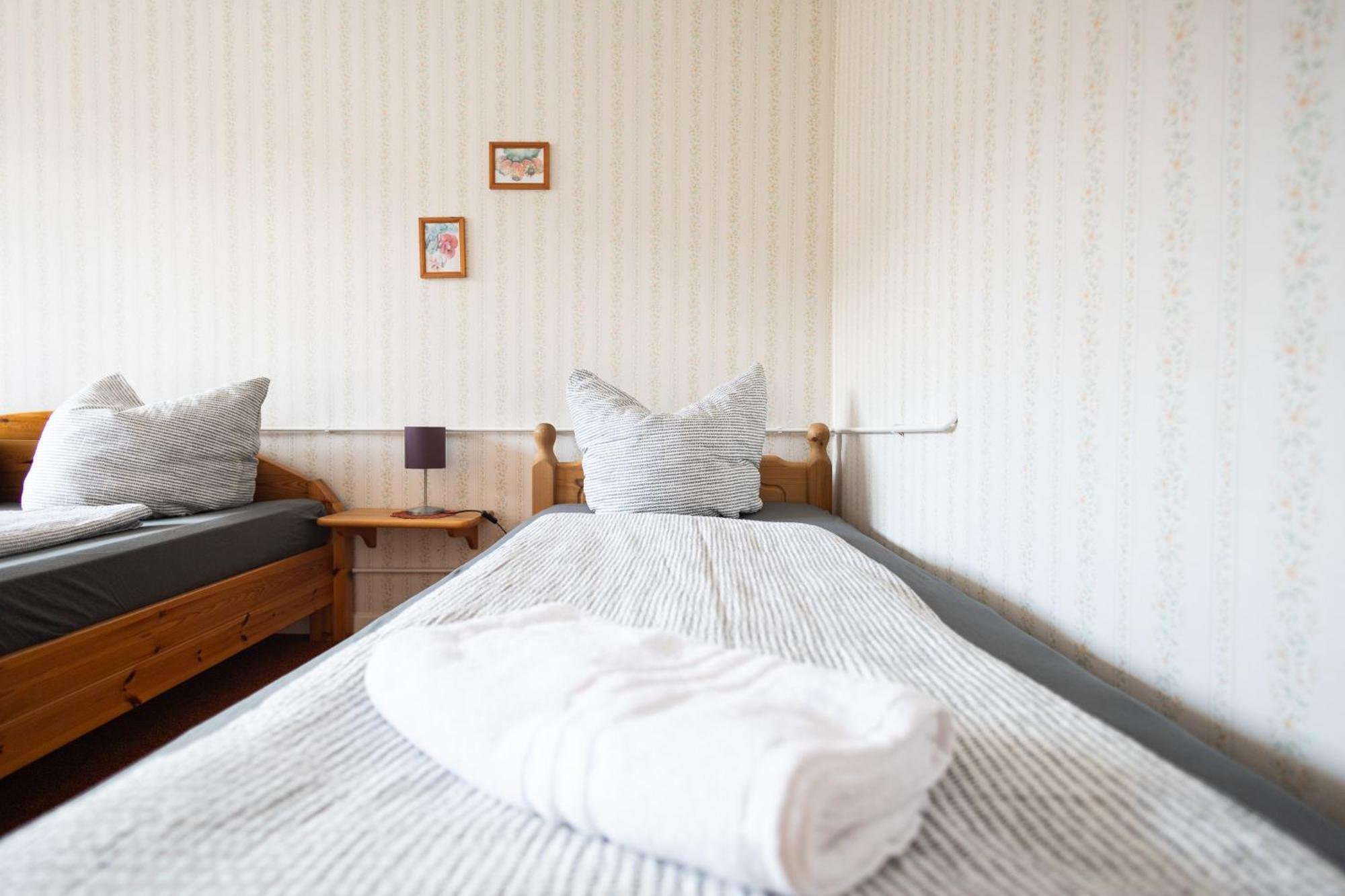 Apartmenthaus Am Waldrand- Kueche - Fruehstueck - Balkon Wildemann Ngoại thất bức ảnh